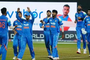 IND vs PAK: टीम इंडिया के साथ राइजिंग स्टार्स एशिया कप में गड़बड़ी, अंपायर्स ने दिया गलत फैसला, सामने आई सच्चाई SportsTak Hindi