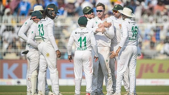 South Africa's Simon Harmer (3R) celebrates with teammates South Africa's Simon Harmer (3R) celebrates with teammates