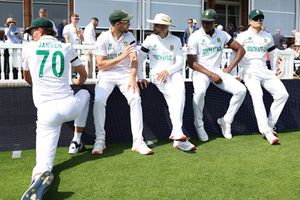 IND vs SA: साउथ अफ्रीका ने पहला टेस्ट जीतने के बाद बढ़ाई बॉलिंग की धार, इस धाकड़ गेंदबाज को किया शामिल SportsTak Hindi