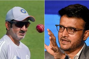 IND vs SA: गौतम गंभीर को क्या टीम इंडिया के हेड कोच पद से हटा देना चाहिए? सौरव गांगुली ने कहा- इस समय उन्हें हटाने का ... SportsTak Hindi