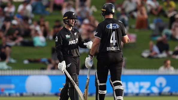 New Zealand's Mark Chapman and Michael Bracewell
