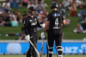 NZ vs WI: न्यूजीलैंड की हैट्रिक जीत, वेस्ट इंडीज का किया सफाया, 4 विकेट से जीता आखिरी मुकाबला, हेनरी- चैपमैन चमके SportsTak Hindi