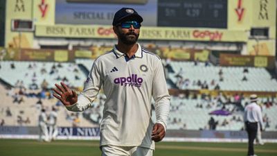 IND vs SA: रवींद्र जडेजा की नो बॉल बनी टीम इंडिया का सिरदर्द, 6 साल में 79 बार फेंकी ऐसी गेंद, स्पिनर्स में सर्वाधिक SportsTak Hindi