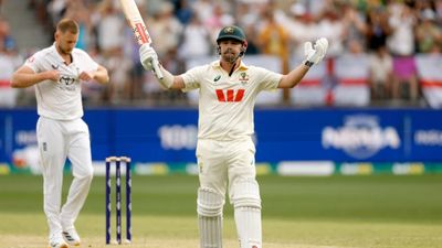 AUS vs ENG : ट्रेविस हेड को ओपनिंग पर भेजने का किसने बनाया था मास्टरप्लान? अब खुला बड़ा राज SportsTak Hindi