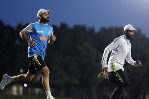 रोहित-कोहली के अलावा 2027 वर्ल्ड कप के लिए इस धुरंधर की 8 महीने बाद वनडे टीम इंडिया में हुई वापसी SportsTak Hindi