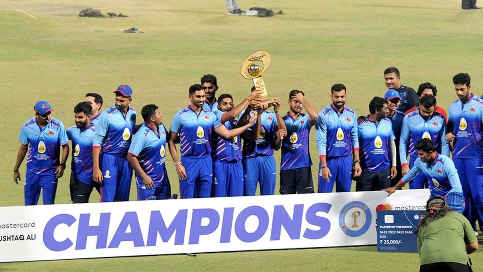 Syed Mushtaq Ali Trophy 2025: वेन्यू से लेकर फॉर्मेट तक, जानिए कैसा है टीमों और ग्रुप्स का पूरा गणित Syed Mushtaq Ali Trophy 2025: वेन्यू से लेकर फॉर्मेट तक, जानिए कैसा है टीमों और ग्रुप्स का पूरा गणित