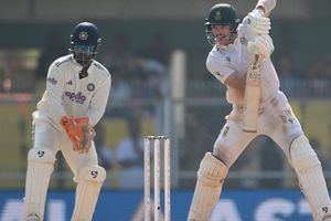 IND vs SA: भारत के खिलाफ इतिहास में 5वीं बार 500 से ज्यादा की बढ़त, गुवाहाटी टेस्ट में मिला 549 रन का मुश्किल लक्ष्य, साउथ अफ्रीका ने 260/5 के स्कोर पर घोषित की दूसरी पारी SportsTak Hindi