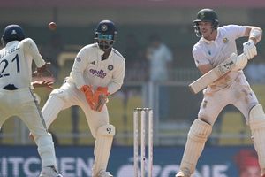 भारत को मिला 549 रनों का लक्ष्य, जानें इससे पहले टीम इंडिया ने कितने बड़े स्कोर का किया है पीछा, चेन्नई में किया था कमाल SportsTak Hindi