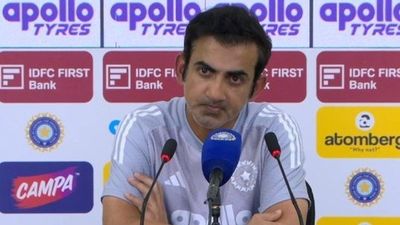 गौतम गंभीर क्या छोड़ देंगे टीम इंडिया का साथ? भारत की हार के बाद हेड कोच ने तोड़ी चुप्पी, बोले- BCCI मेरे भविष्य पर... SportsTak Hindi