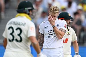 पर्थ पिच को लेकर ICC की रेटिंग से हर कोई हैरान, दो दिन में खत्म हो गया था पहला एशेज टेस्ट SportsTak Hindi