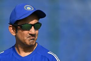 भारत के एक और घरेलू टेस्ट सीरीज गंवाने के बाद क्या BCCI गौतम गंभीर के खिलाफ लेने वाली है एक्शन? साउथ अफ्रीका के खिलाफ हार के बाद आई बड़ी अपडेट SportsTak Hindi