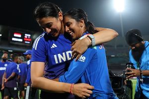 स्मृति मांधना का मुश्किल समय में साथ देने के लिए जेमिमा रॉड्रिग्स ने उठाया बड़ा कदम, WBBL 2025 छोड़कर भारत में रहने का लिया फैसला SportsTak Hindi