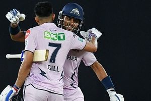 शुभमन गिल की टीम से निकाला गया ऑलराउंडर बना कप्तान, दिग्गज खिलाड़ी को किया रिप्लेस SportsTak Hindi