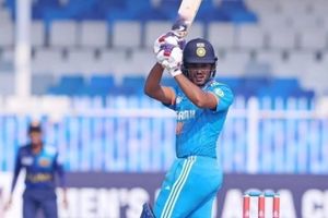 18 साल के धोनी के चेले ने तोड़ा रोहित शर्मा का वर्ल्ड रिकॉर्ड, ऐसा करने वाला बना पहला धुरंधर SportsTak Hindi