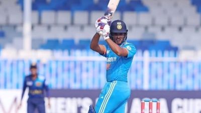 18 साल के धोनी के चेले ने तोड़ा रोहित शर्मा का वर्ल्ड रिकॉर्ड, ऐसा करने वाला बना पहला धुरंधर SportsTak Hindi