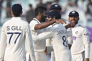 न्यूजीलैंड और साउथ अफ्रीका से घर में क्यों हारी टीम इंडिया? संजय मांजरेकर ने बताई हकीकत SportsTak Hindi