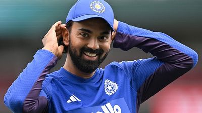 IND vs SA: रांची की पिच पर रनों की होगी बारिश या फिर गेंदबाजों का रहेगा बोलबाला, केएल राहुल ने वनडे सीरीज के ओपनिंग मैच से पहले खोले पत्ते SportsTak Hindi