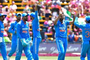 IND vs SA ODI Head to Head: भारत पर वनडे में भारी है साउथ अफ्रीका, लगा रखा है जीत का अर्धशतक, देखिए हेड टू हेड के आंकड़े SportsTak Hindi