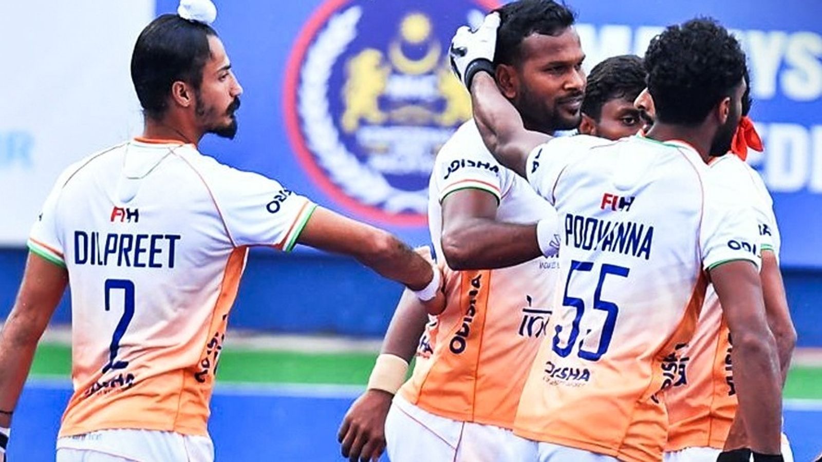Sultan Azlan Shah Cup 2025 के फाइनल में पहुंचा भारत, कनाडा के खिलाफ गोल की बारिश कर 14-3 से दर्ज की धमाकेदार जीत Sultan Azlan Shah Cup 2025 के फाइनल में पहुंचा भारत, कनाडा के खिलाफ गोल की बारिश कर 14-3 से दर्ज की धमाकेदार जीत