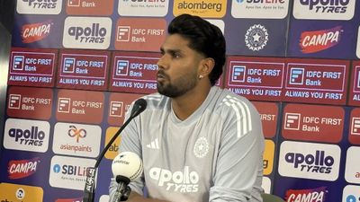 ऑनलाइन ट्रोलिंग से परेशान हर्षित राणा का चौंकाने वाला बयान, कहा- मुझे नहीं लगता कि मैं अब क्रिकेट... SportsTak Hindi