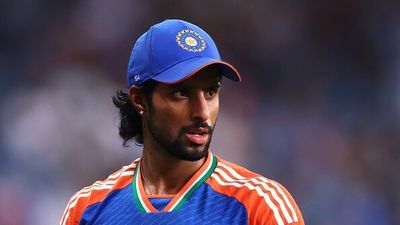 'गौतम गंभीर मुझे प्रेशर में डालते हैं', वनडे टीम इंडिया में शामिल होने वाले तिलक वर्मा ने क्यों कहा ऐसा ? TILAK VARMA