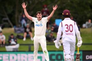 NZ vs WI, 2ND DAY Stumps : डफी-हेनरी के कहर से 167 पर वेस्टइंडीज ने टेके घुटने, न्यूजीलैंड ने 96 रन की बनाई बढ़त SportsTak Hindi