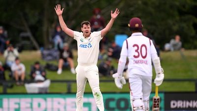 NZ vs WI, 2ND DAY Stumps : डफी-हेनरी के कहर से 167 पर वेस्टइंडीज ने टेके घुटने, न्यूजीलैंड ने 96 रन की बनाई बढ़त Jacob Duffy of New Zealand appeals for the dismissal of Shai Hope