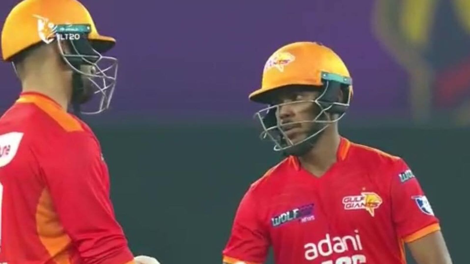 जिसे IPL में नहीं मिला भाव, उसी ने 81 रन की पारी से मुंबई इंडियंस की टीम को रौंदा, देखते रह गए पोलार्ड जिसे IPL में नहीं मिला भाव, उसी ने 81 रन की पारी से मुंबई इंडियंस की टीम को रौंदा, देखते रह गए पोलार्ड