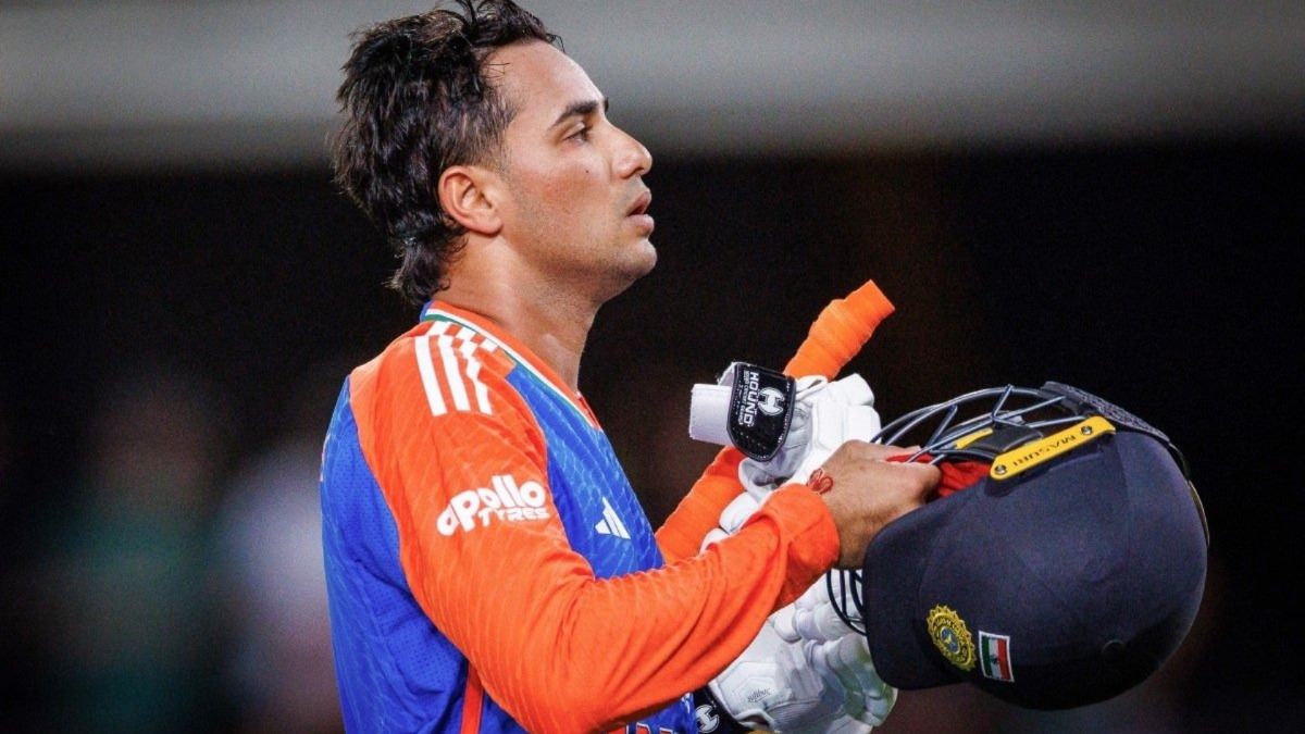 अभिषेक शर्मा ने 100 छक्के उड़ाकर T20 क्रिकेट में किया नया करिश्मा, भारतीयों में उन जैसा कोई नहीं SportsTak Hindi