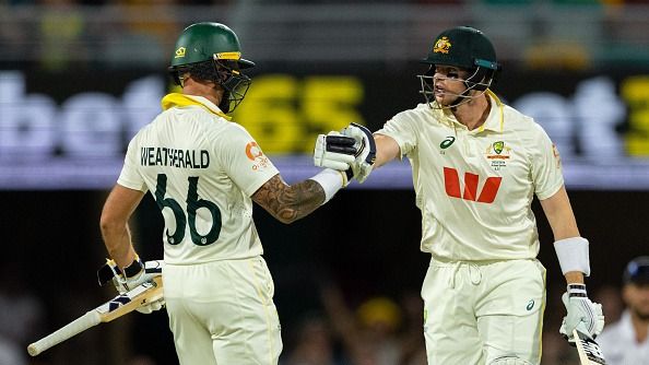 Steve Smith (c) and Jake Weatherald Steve Smith (c) and Jake Weatherald