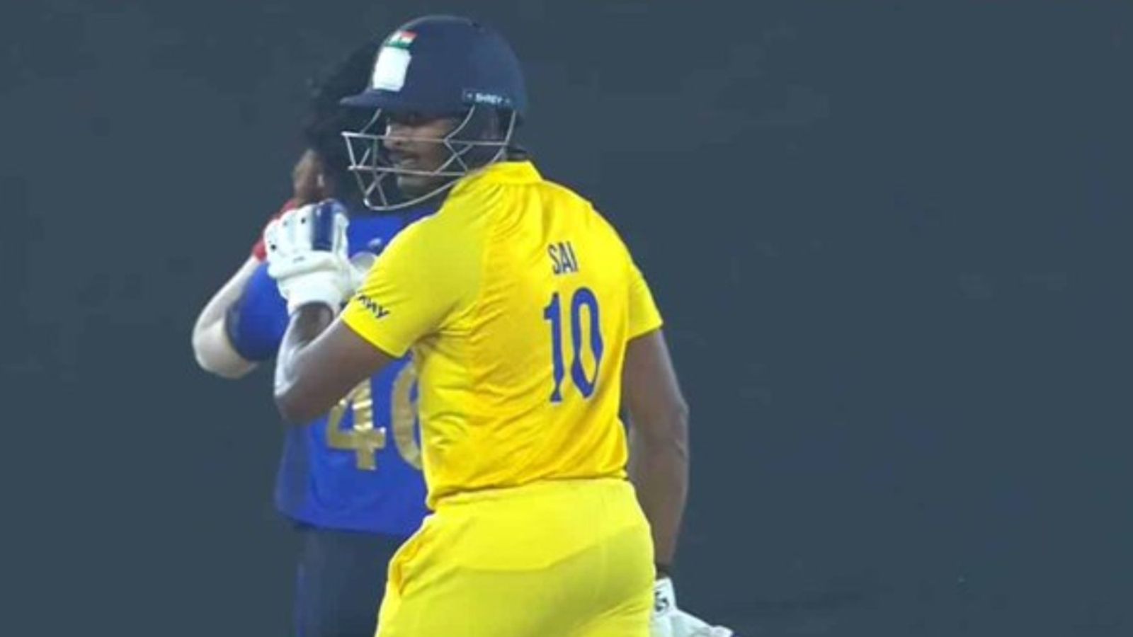 साई सुदर्शन ने टेस्ट में नाकामी के बीच इस टूर्नामेंट में उड़ाया शतक, तमिलनाडु को उनादकट की सेना पर दिलाई जीत साई सुदर्शन ने टेस्ट में नाकामी के बीच इस टूर्नामेंट में उड़ाया शतक, तमिलनाडु को उनादकट की सेना पर दिलाई जीत