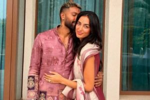 हार्दिक पंड्या ने गर्लफ्रेंड महीका की दिल खोलकर की तारीफ, बोले- जब से जिंदगी में आई तब से कमाल हो गया SportsTak Hindi