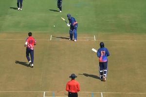 नीतीश रेड्डी ने 'हैट्रिक' लेकर T20I टीम इंडिया के लिए ठोका दावा, लेकिन RCB कप्तान के खिलाफ फिर भी नहीं मिली जीत SportsTak Hindi