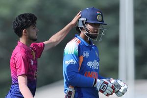 IND U19 vs UAE U19: वैभव सूर्यवंशी के 171 रन यूएई पर पड़े भारी, भारतीय टीम की 234 रन से धमाकेदार जीत SportsTak Hindi