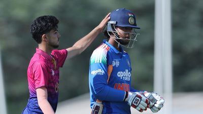 IND U19 vs UAE U19: वैभव सूर्यवंशी के 171 रन यूएई पर पड़े भारी, भारतीय टीम की 234 रन से धमाकेदार जीत SportsTak Hindi