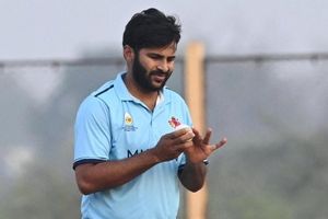 यशस्वी जायसवाल के रहते हारी मुंबई तो शार्दुल ठाकुर ने जताई नाराजगी, मैच की टाइमिंग पर उठाया सवाल SportsTak Hindi