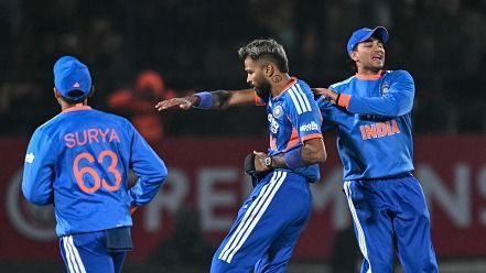 India's Hardik Pandya (C) celebrates with teammates India's Hardik Pandya (C) celebrates with teammates