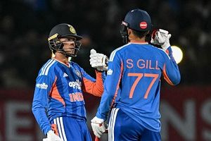 सूर्यकुमार यादव और शुभमन गिल की खराब फॉर्म पर अभिषेक शर्मा ने तोड़ी चुप्पी, प्रेस कॉन्फ्रेंस में कह दी बड़ी बात SportsTak Hindi