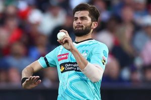 शाहीन अफरीदी की BBL डेब्यू में भद्द पिटी, अंपायर ने बॉलिंग से रोका, जानिए क्यों SportsTak Hindi