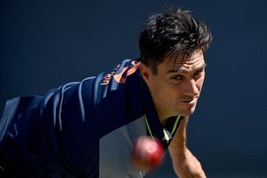 Ashes: पैट कमिंस की ऑस्ट्रेलियाई टीम में वापसी, इंग्लैंड के खिलाफ तीसरे टेस्ट के लिए प्लेइंग 11 का किया ऐलान SportsTak Hindi