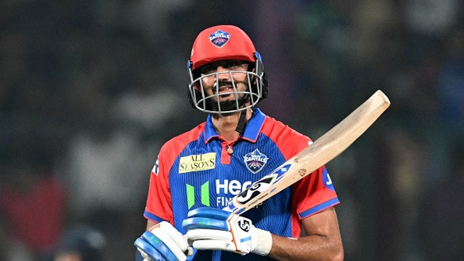 IPL 2026 Delhi Cpitals Squad : दिल्ली कैपिटल्स ने इंग्लैंड के धुरंधर को खरीद, जानें पूरी टीम IPL 2026 Delhi Cpitals Squad : दिल्ली कैपिटल्स ने इंग्लैंड के धुरंधर को खरीद, जानें पूरी टीम