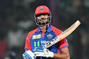 IPL 2026 Delhi Cpitals Squad : दिल्ली कैपिटल्स ने इंग्लैंड के धुरंधर को खरीद, जानें पूरी टीम SportsTak Hindi