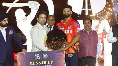 IPL 2026 PBKS Squads : पंजाब किंग्स ने खोला खाता, तीन करोड़ में खरीदा ये धुरंधर 