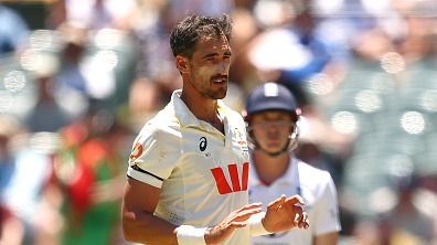 Ashes:  जैमी स्मिथ के नॉटआउट पर स्निकोमीटर ऑपरेटर पर भड़के मिचेल स्टार्क, स्निको को बाहर करने की कर डाली मांग