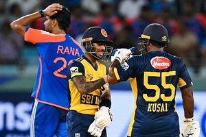 श्रीलंका ने असलंका को कप्तानी से हटाया, T20 वर्ल्ड कप के लिए 25 सदस्यीय टीम का किया ऐलान SportsTak Hindi