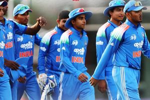 U-19 Asia Cup: श्रीलंका को रौंदकर भारत ने फाइनल में रखा कदम, अब पाकिस्तान से होगी खिताबी टक्कर SportsTak Hindi