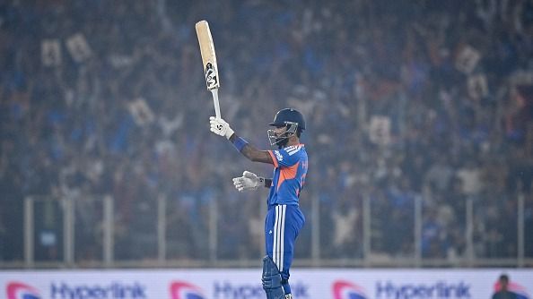 IND vs SA : हार्दिक पंड्या ने 16 गेंदों में रचा इतिहास, युवराज सिंह के बाद ऐसा करने वाले बने दूसरे भारतीय