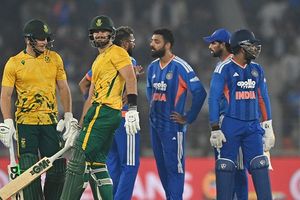 IND vs SA: हार्दिक की तूफानी फिफ्टी और चक्रवर्ती के कहर से सीरीज जीती टीम इंडिया, साउथ अफ्रीका की हार से हुई विदाई SportsTak Hindi