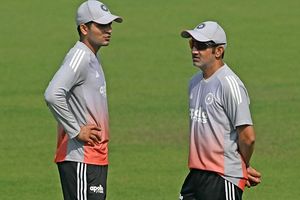 शुभमन गिल को टी20 वर्ल्ड कप से बाहर करने के सवाल पर गौतम गंभीर ने साधी चुप्पी, टीम सेलेक्शन पर हेड कोच का रिएक्शन वायरल, Video SportsTak Hindi