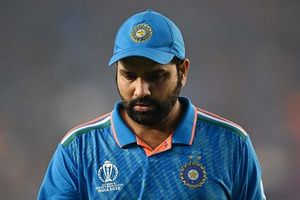 रोहित शर्मा साल 2023 वर्ल्ड कप हार के बाद होना चाहते थे रिटायर, पूर्व कप्तान ने खुद किया खुलासा SportsTak Hindi